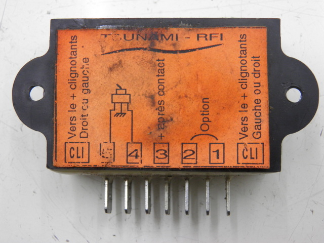 photo de ELECTRICAL RELAY YAMAHA FZS FAZER 600 (1998 - 2001) - Component detail