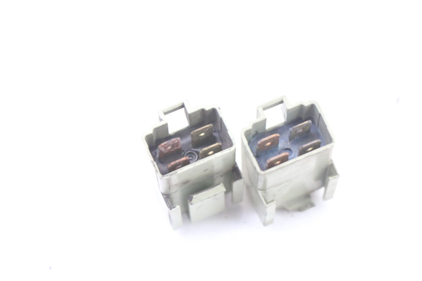 photo de RELAY YAMAHA X-MAX XMAX ABS 250 (2010 - 2014) - Alternative perspective