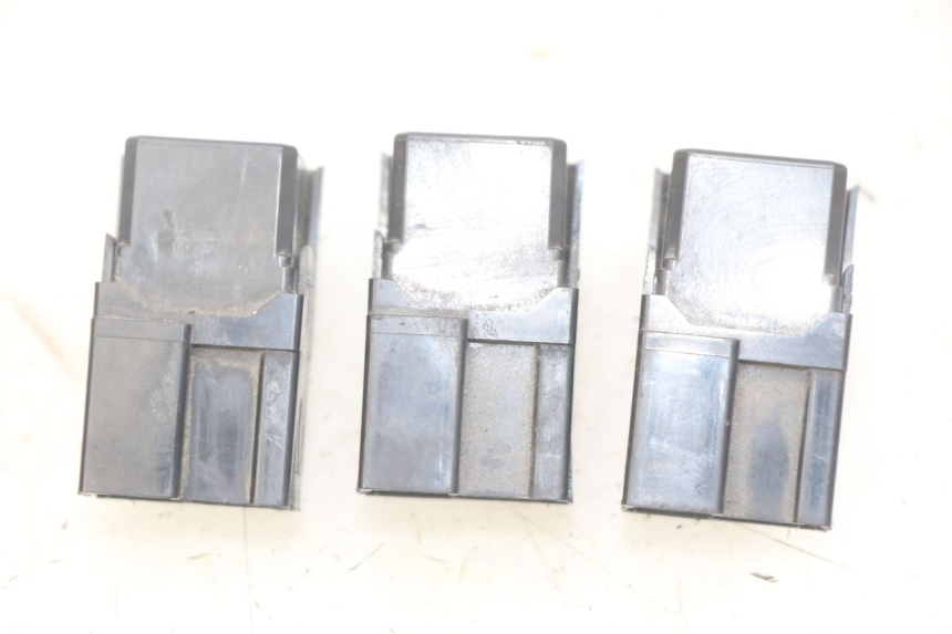 photo de ELECTRICAL RELAY YAMAHA YP MAJESTY 400 (2004 - 2008) - Main view