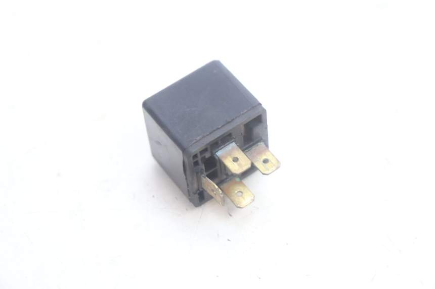 photo de ELECTRICAL RELAY YAMAHA YP MAJESTY 125 (2002 - 2006) - Main view