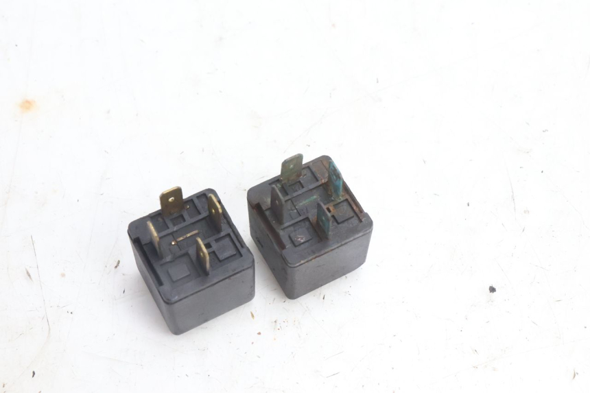 photo de ELECTRICAL RELAY YAMAHA YP MAJESTY 125 (2007 - 2010) - Zoom on usage condition