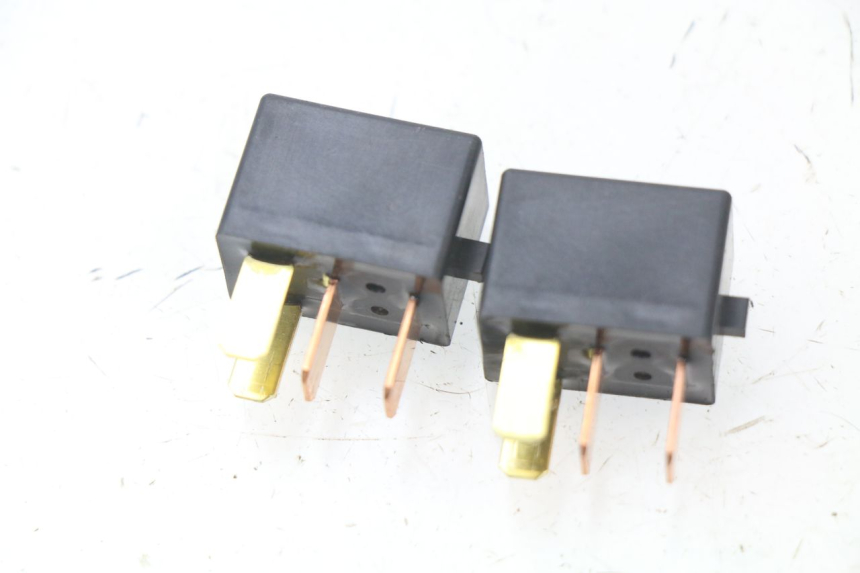 photo de ELECTRICAL RELAY UNIVERSAL BIKE ZN50QT-11B 50 (2018 - 2021) - Component detail