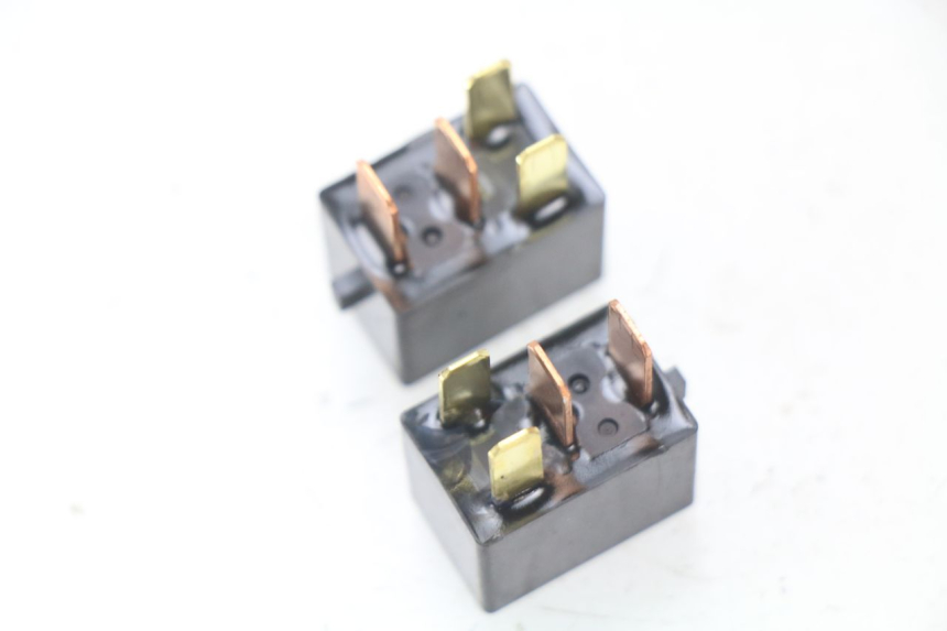 photo de ELECTRICAL RELAY UNIVERSAL BIKE ZN50QT-11B 50 (2018 - 2021) - Zoom on usage condition