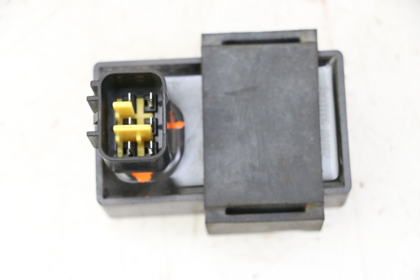 photo de HEADLIGHT RELAY KEEWAY K-LIGHT KLIGHT 125 (2018 - 2025) - Alternative perspective