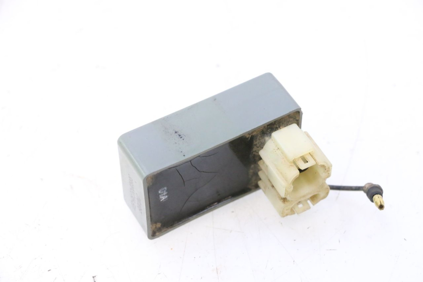 photo de HEADLIGHT RELAY KYMCO MXU R 250 (2004 - 2010) - Alternative perspective