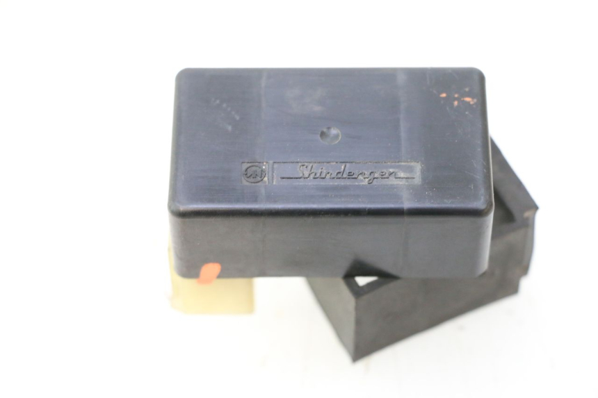 photo de HEADLIGHT RELAY HONDA ST PAN EUROPEAN 1100 (1990 - 2002) - Main view