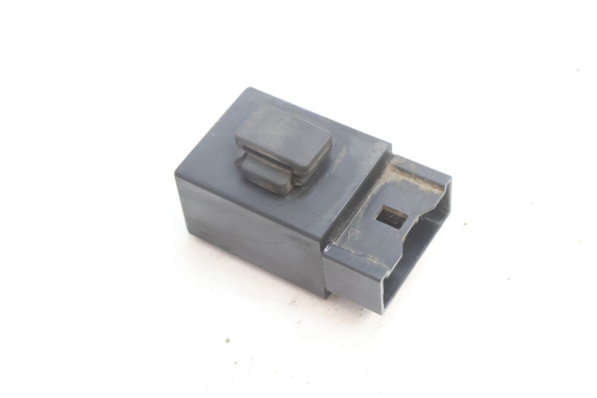 photo de FUEL PUMP RELAY YAMAHA FJR 1300 (2001 - 2005) - Zoom on usage condition