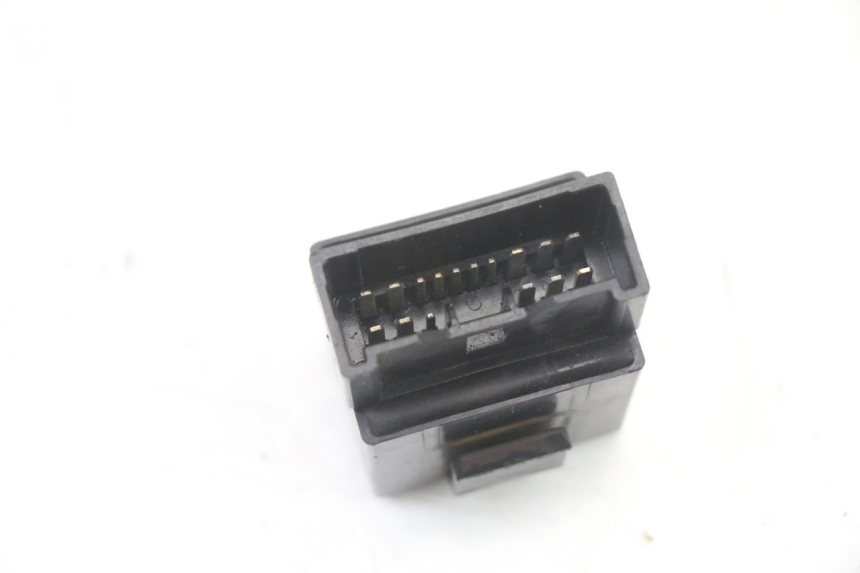 photo de FUEL PUMP RELAY YAMAHA FZ6 FAZER S2 600 (2007 - 2011) - Zoom on usage condition
