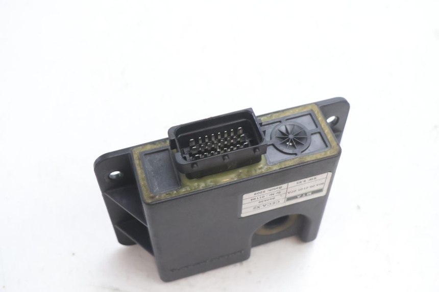 photo de ROLL LOCK RELAY PIAGGIO MP3 LT 300 (2010 - 2016) - Product overview