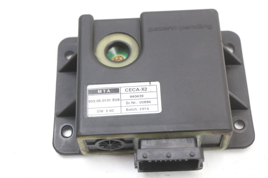 photo de ROLL LOCK RELAY PIAGGIO MP3 500 (2011 - 2015) - Main view