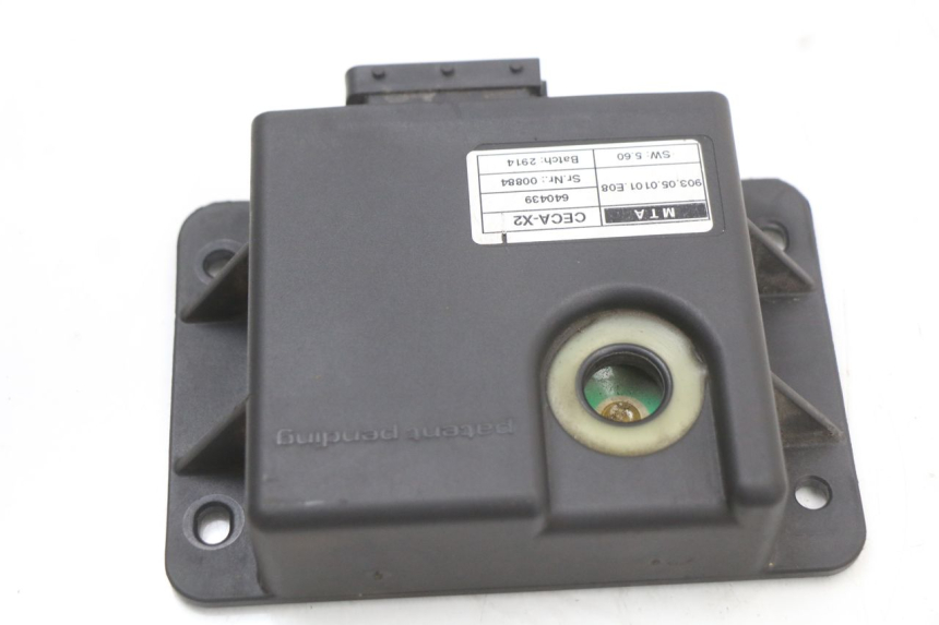 photo de ROLL LOCK RELAY PIAGGIO MP3 500 (2011 - 2015) - Technical close-up