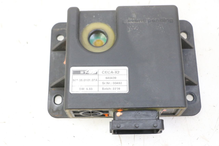 photo de RELAY ROLL LOCK PIAGGIO MP3 RL 250 (2006 - 2010) - Surface and material condition