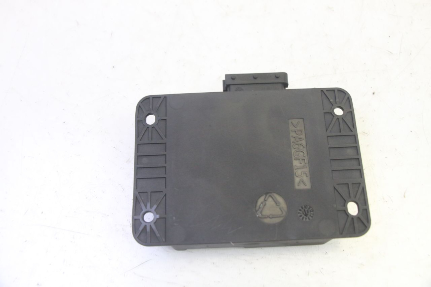 photo de ROLL LOCK RELAY PIAGGIO MP3 125 (2006 - 2014) - Technical close-up