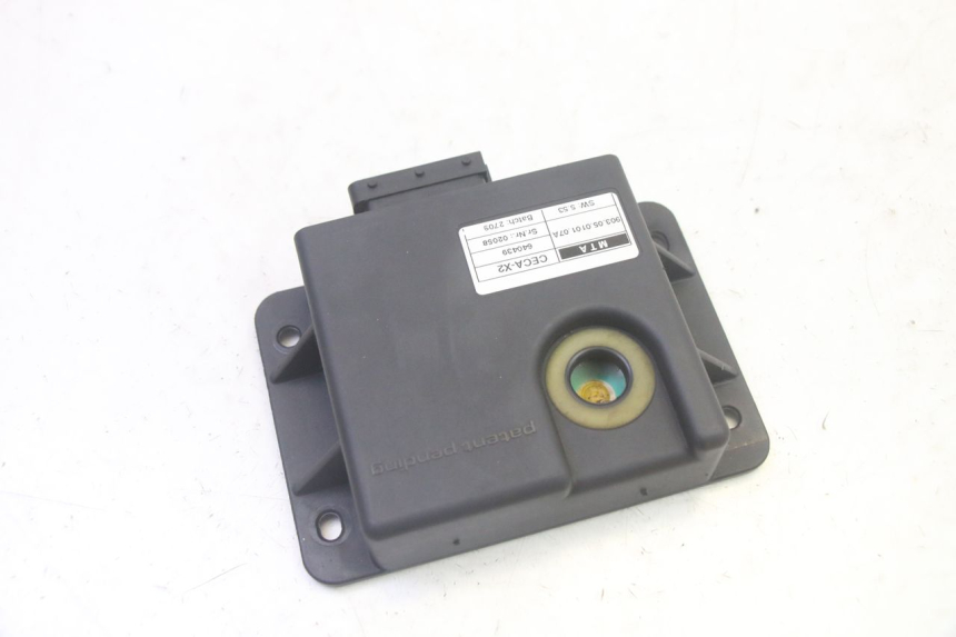 photo de RELAY ROLL LOCK PIAGGIO MP3 RL 250 (2006 - 2010) - Zoom on usage condition