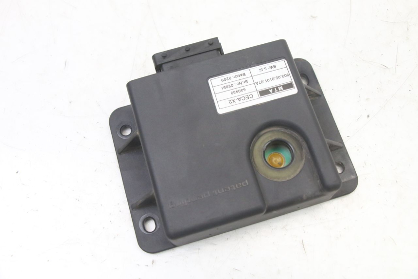 photo de RELAY ROLL LOCK PIAGGIO MP3 LT 400 (2007 - 2012) - Zoom on usage condition