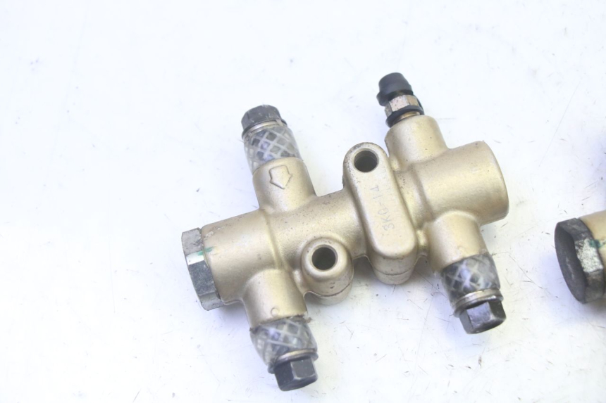 photo de BRAKE SPLITTER ADIVA AD3 300 (2014 - 2020) - Zoom on usage condition