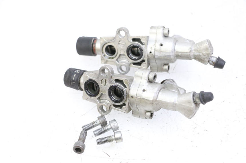 photo de BRAKE SPLITTER YAMAHA FJ 36Y 1100 (1984 - 1985) - Component detail