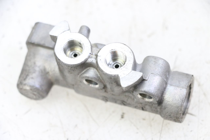 photo de BRAKE SPLITTER HONDA FORZA ABS 300 (2013 - 2017) - Component detail