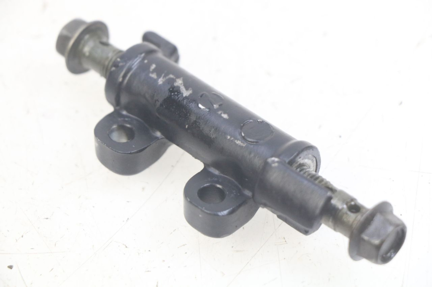 photo de BRAKE PROPORTIONING VALVE YAMAHA FZS FAZER 600 (1998 - 2001) - Component detail