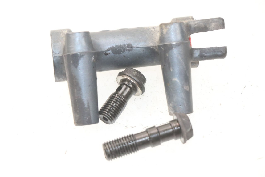 photo de BRAKE SPLITTER KAWASAKI GPZ S 500 (1994 - 2005) - Zoom on usage condition