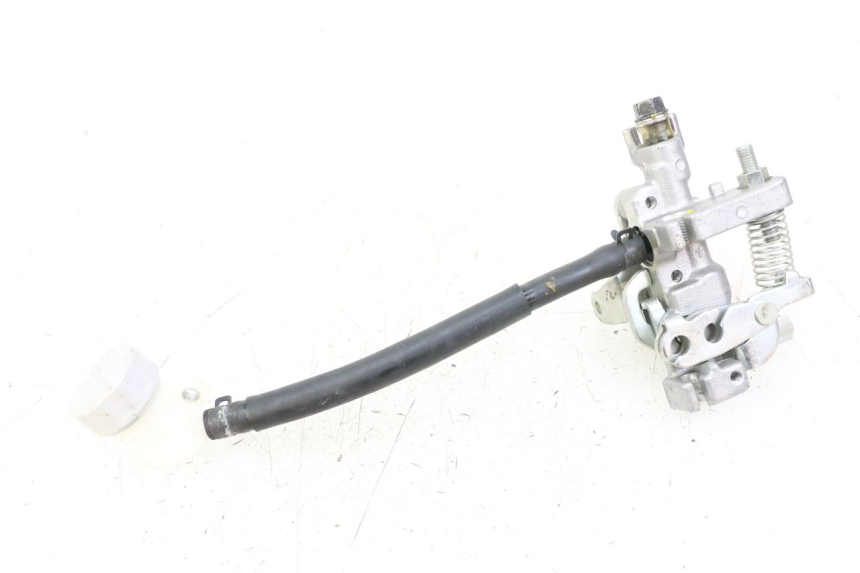 photo de BRAKE SPLITTER HONDA PCX (JF57/JF64) 125 (2014 - 2018) - Technical close-up