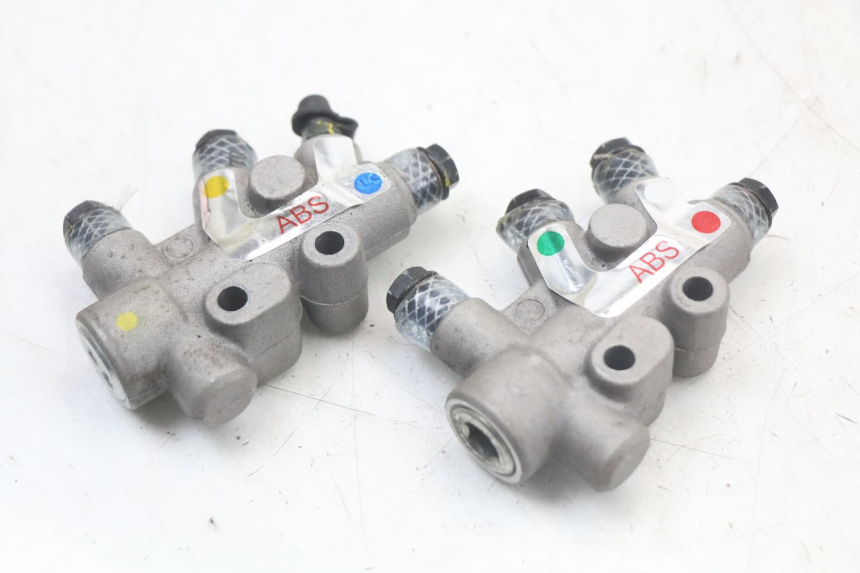 photo de BRAKE SPLITTER PIAGGIO MP3 HPE 350 (2018 - 2020) - Component detail