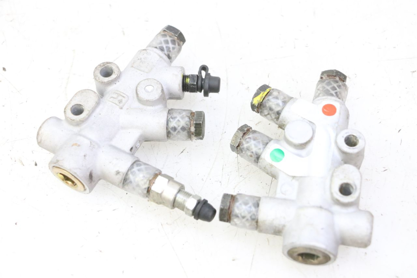 photo de BRAKE PROPORTIONING VALVE PIAGGIO MP3 RL 250 (2006 - 2010) - Main view