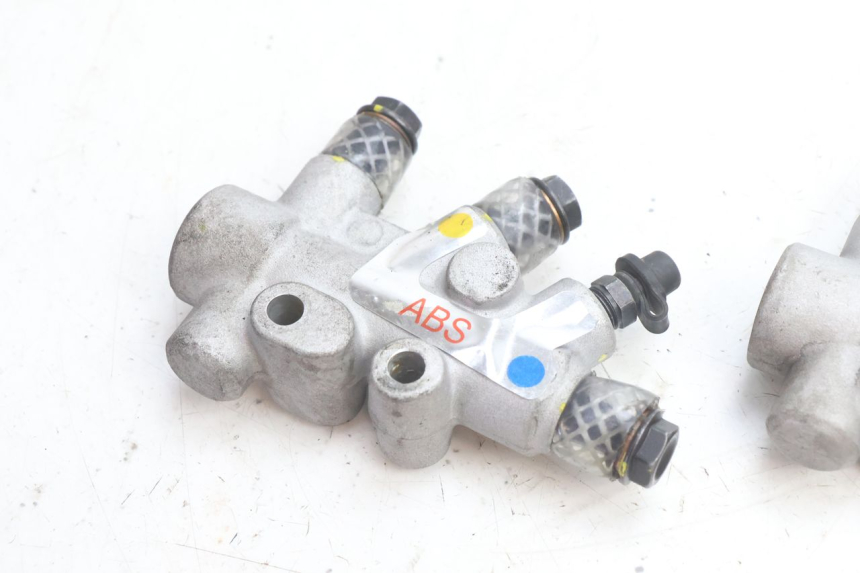photo de BRAKE SPLITTER PIAGGIO MP3 500 (2016 - 2018) - Component detail