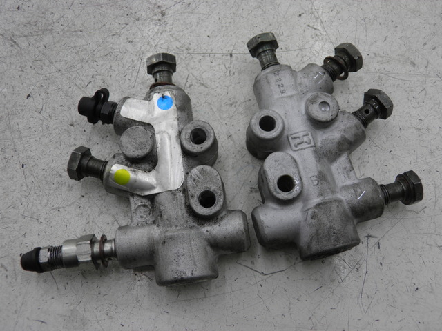 photo de BRAKE PROPORTIONING VALVE PIAGGIO MP3 500 (2011 - 2015) - Main view