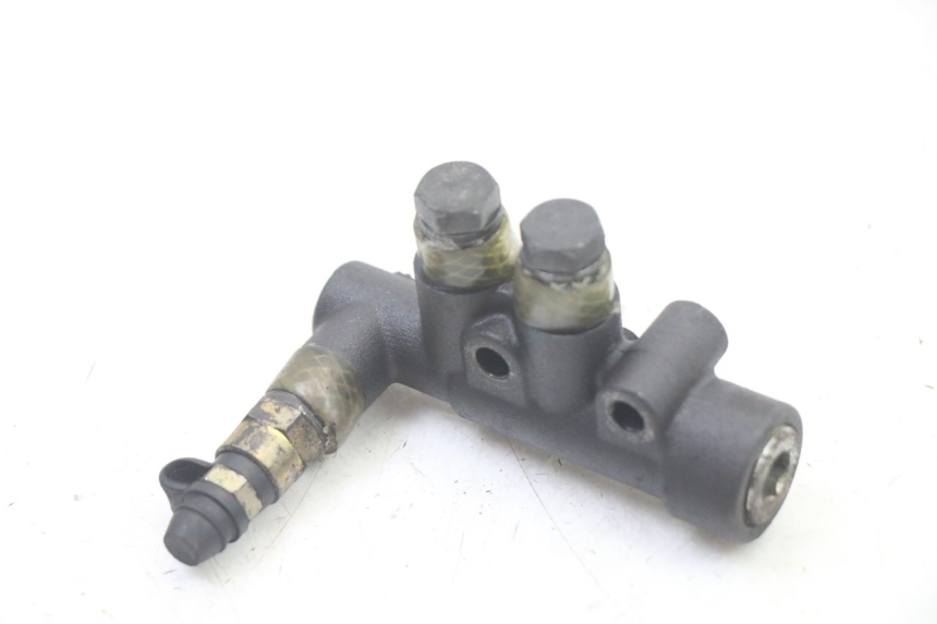 photo de BRAKE SPLITTER APRILIA SCARABEO GT TOURING 125 (1999 - 2005) - Zoom on usage condition