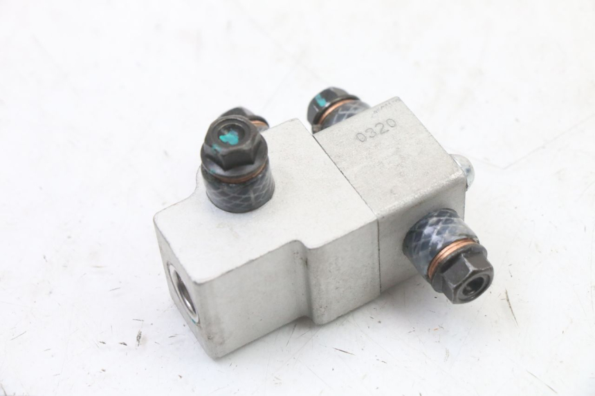 photo de BRAKE PROPORTIONING VALVE SYM FIDDLE 3 III 125 (2014 - 2020) - Main view