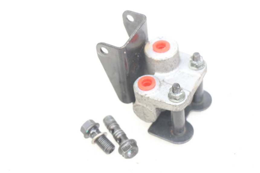 photo de BRAKE PROPORTIONING VALVE KYMCO X-TOWN XTOWN 125 (2016 - 2021) - Alternative perspective