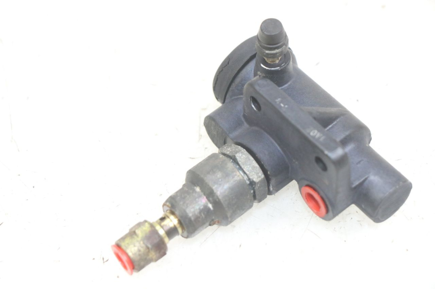photo de BRAKE PROPORTIONING VALVE PIAGGIO X9 125 (2000 - 2003) - Component detail