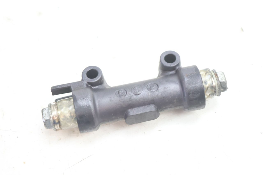 photo de BRAKE PROPORTIONING VALVE KAWASAKI ZX-6R ZX6R 600 (1995 - 1997) - Zoom on usage condition
