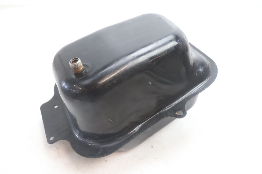 photo de FUEL TANK KYMCO AGILITY 4T 50 (2005 - 2018) - Surface and material condition