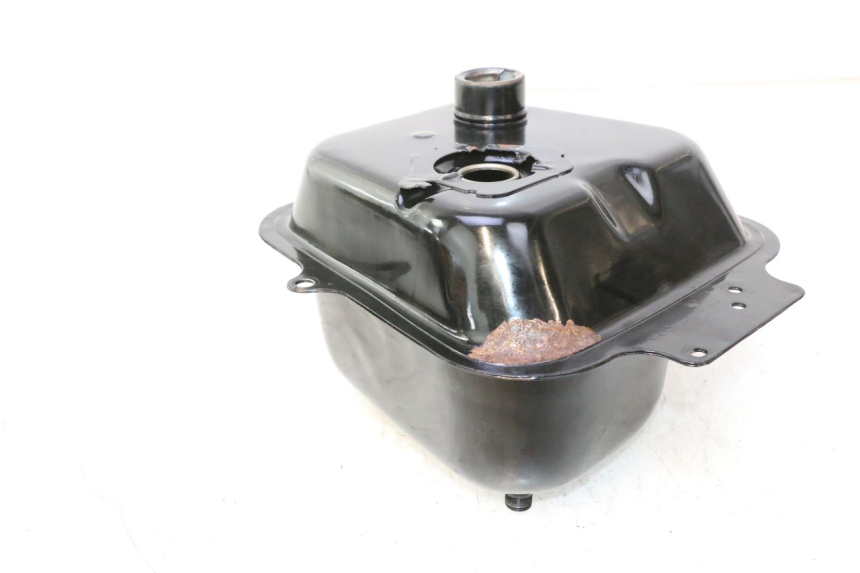photo de FUEL TANK KYMCO AGILITY 4T 50 (2018 - 2022) - Surface and material condition