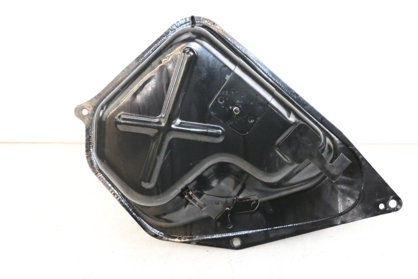 photo de FUEL TANK JONWAY AZTRAL 125 (2008 - 2017) - Technical close-up