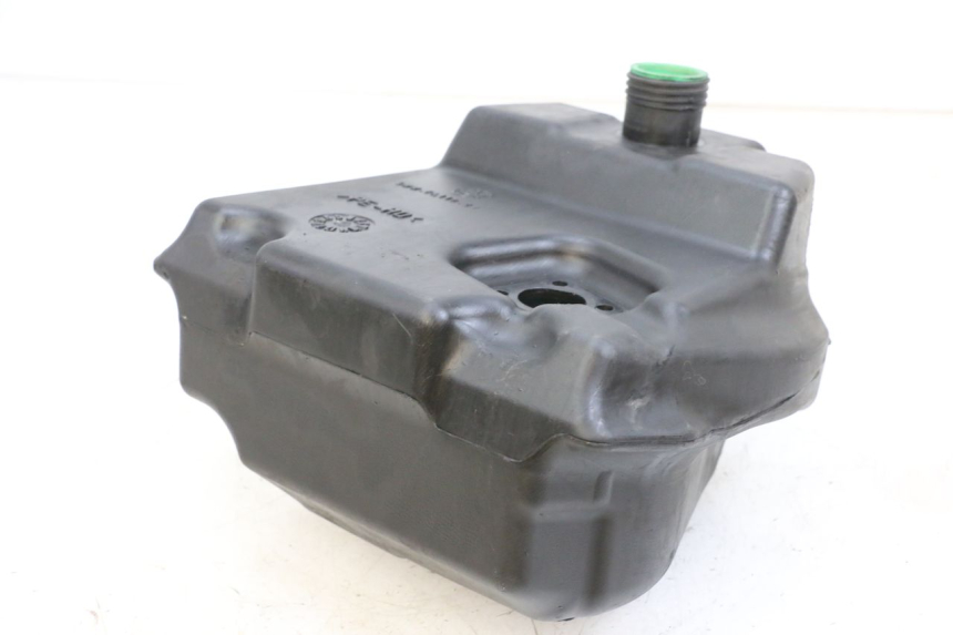 photo de FUEL TANK MBK BOOSTER SPIRIT 50 (2004 - 2017) - Technical close-up