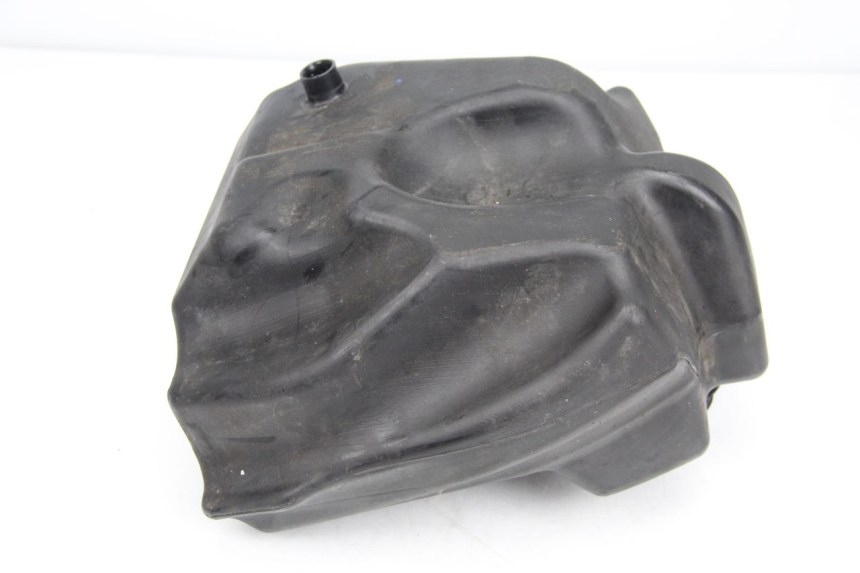 photo de FUEL TANK MBK BOOSTER SPIRIT NAKED 50 (2004 - 2017) - Alternative perspective