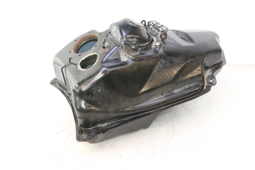 photo de FUEL TANK BMW C SPORT 650 (2015 - 2021) - Distinctive features