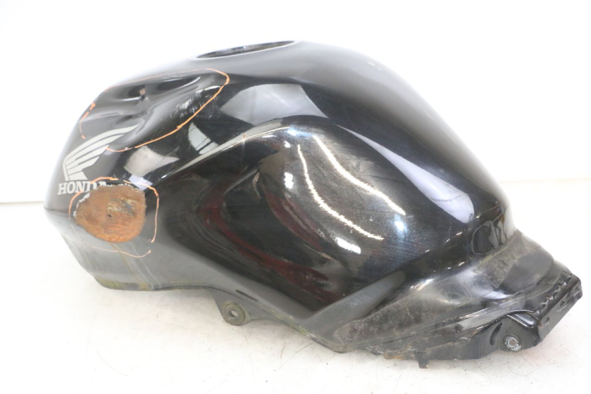 photo de FUEL TANK HONDA CBF 500 (2004 - 2007) - Distinctive features