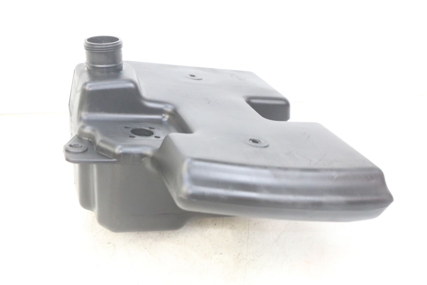 photo de FUEL TANK PEUGEOT CITYSTAR AIR 125 (2014 - 2017) - Alternative perspective