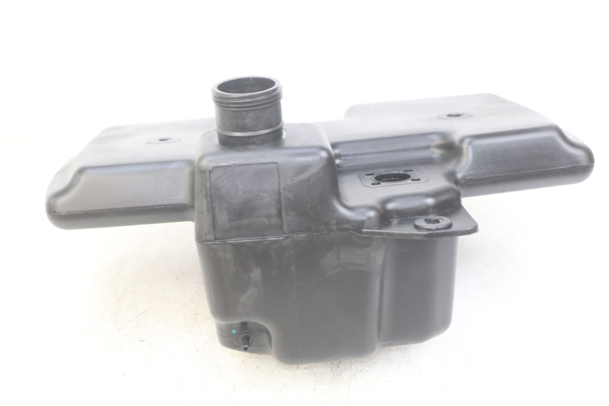 photo de FUEL TANK PEUGEOT CITYSTAR AIR 125 (2014 - 2017) - Technical close-up