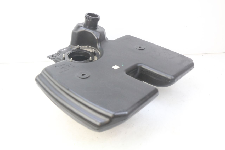 photo de FUEL TANK PEUGEOT CITYSTAR 125 (2011 - 2017) - Alternative perspective