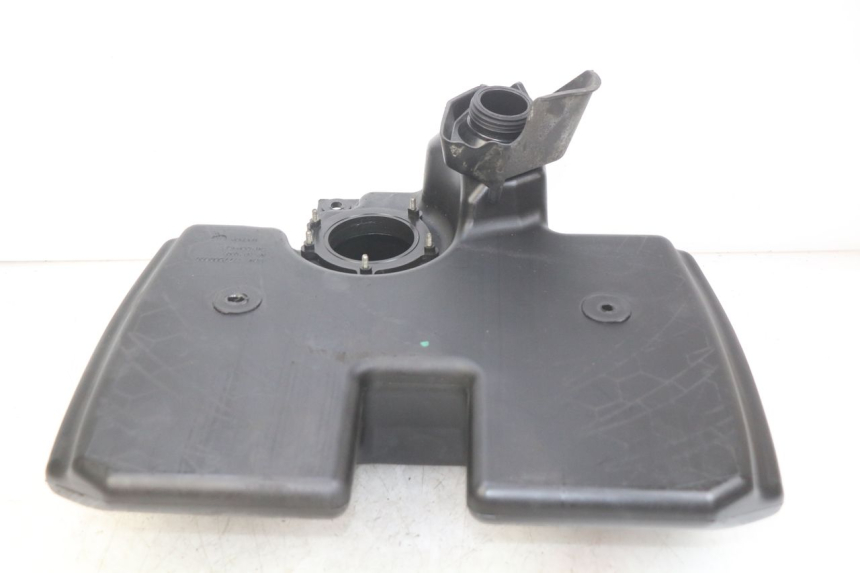 photo de FUEL TANK PEUGEOT CITYSTAR 125 (2011 - 2017) - Zoom on usage condition