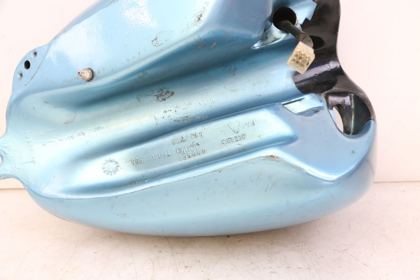 photo de FUEL TANK APRILIA CLASSIC 125 (1995 - 2001) - Technical close-up