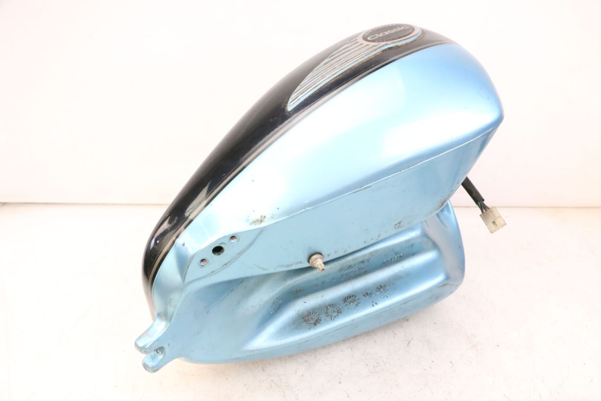 photo de FUEL TANK APRILIA CLASSIC 125 (1995 - 2001) - Surface and material condition
