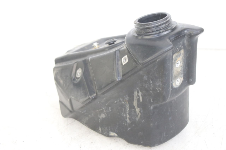 photo de FUEL TANK HONDA CRF 250 (2010 - 2013) - Technical close-up