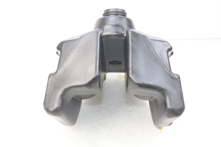 photo de FUEL TANK XTRM FACTORY DIRTBIKE BSE 150 - Alternative perspective