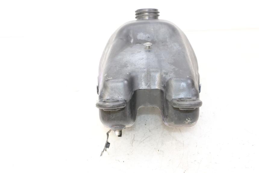 photo de FUEL TANK BSE DIRTBIKE PH10L 125 - Zoom on usage condition